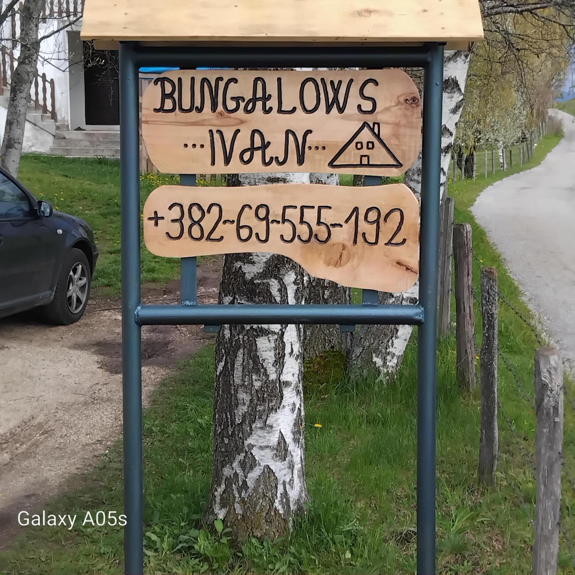 Bungalows Ivan Zabljak  Luaran gambar